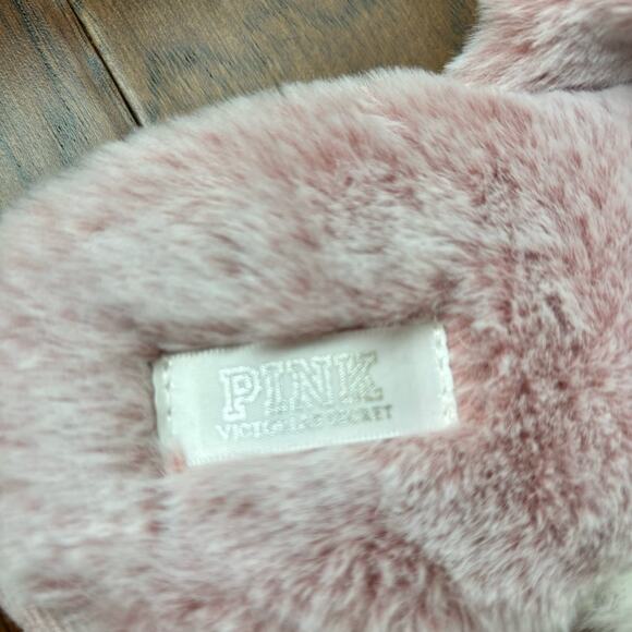 NWOT Victoria’s Secret Pink White Fuzzy Slippers Sz L - Picture 3 of 5